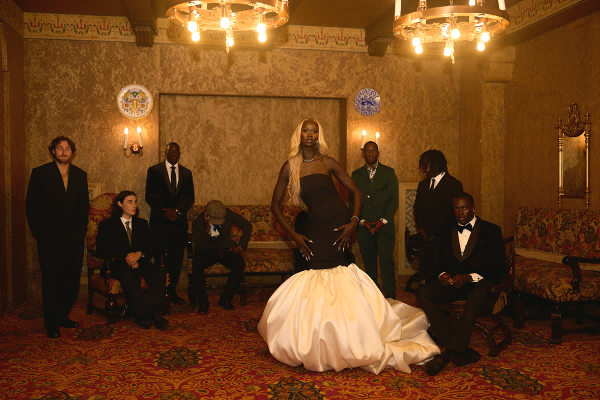 Guests filling the AMARI Gala ballroom